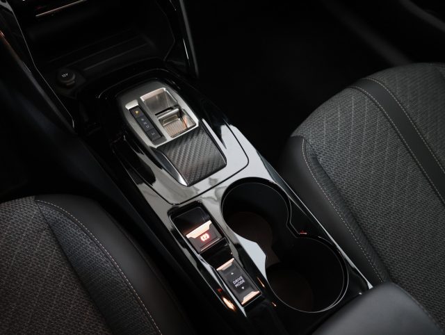 PEUGEOT 208 usata, con Isofix