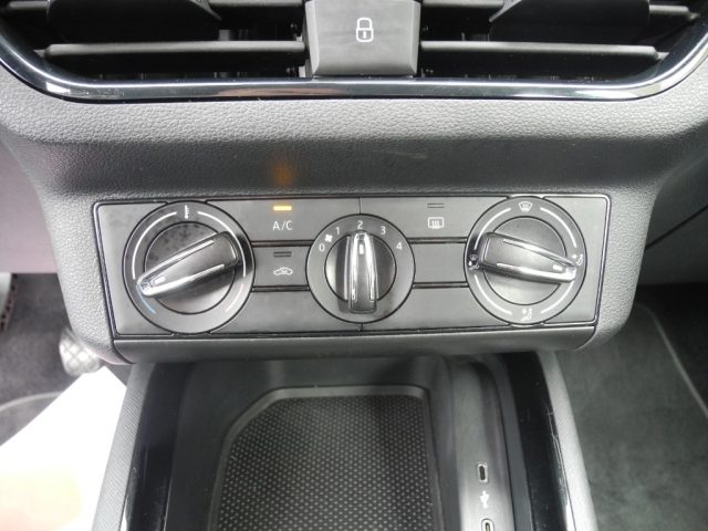 SKODA Kamiq usata, con Specchietti laterali elettrici