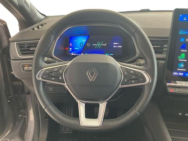 RENAULT Symbioz usata, con Sensori di parcheggio anteriori