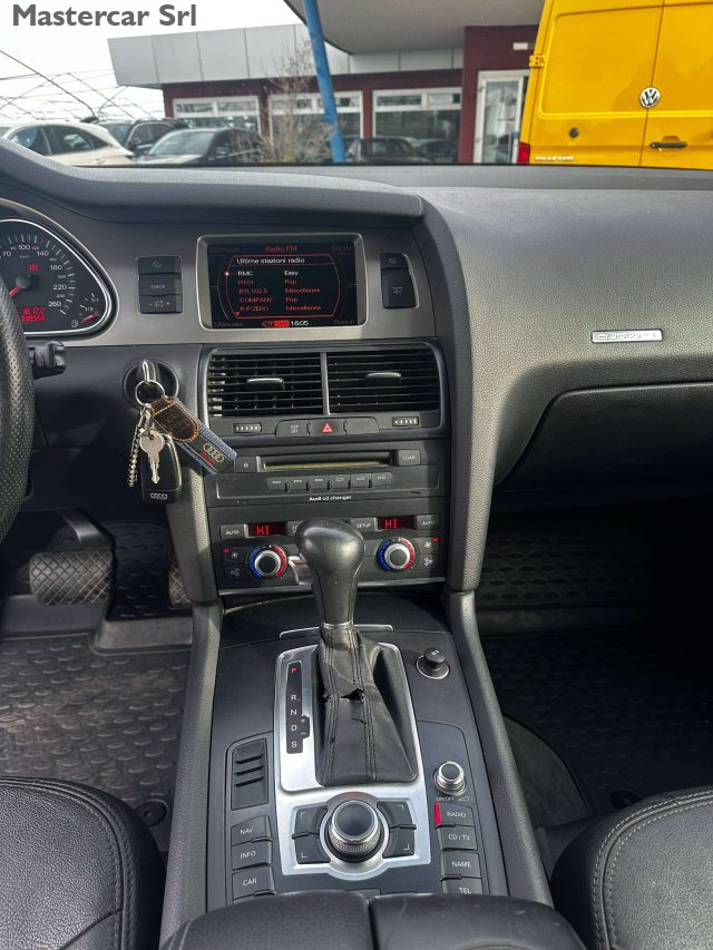 AUDI Q7 usata, con Airbag posteriore
