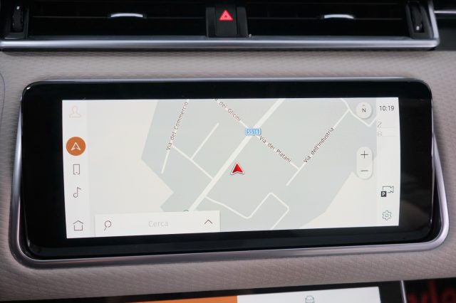 LAND ROVER Range Rover Velar usata, con ESP