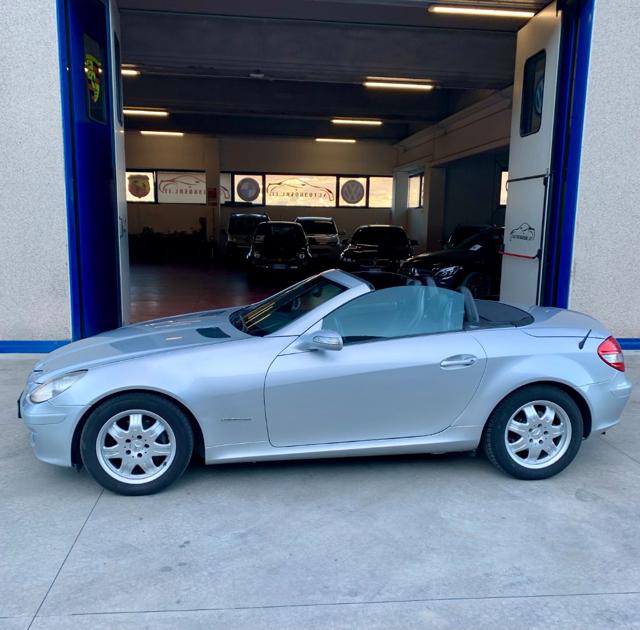 MERCEDES-BENZ SLK 200 usata, con Autoradio