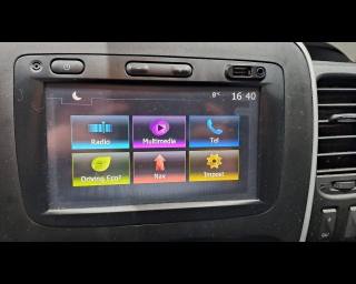 RENAULT Trafic usata 9