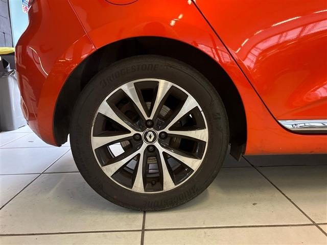 RENAULT Clio usata, con Sistema di navigazione