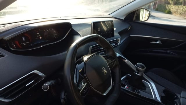 PEUGEOT 3008 usata, con Fendinebbia