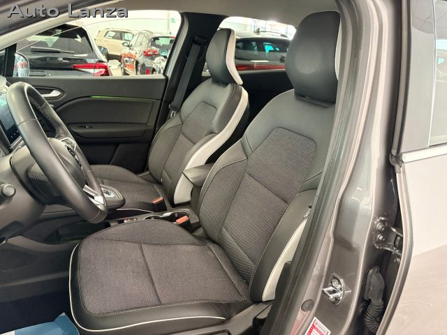 RENAULT Captur usata, con Autoradio
