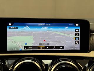 MERCEDES-BENZ CLA 180 usata, con USB