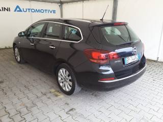 OPEL Astra usata, con Controllo trazione