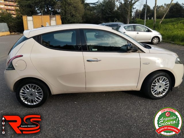 LANCIA Ypsilon usata, con Airbag
