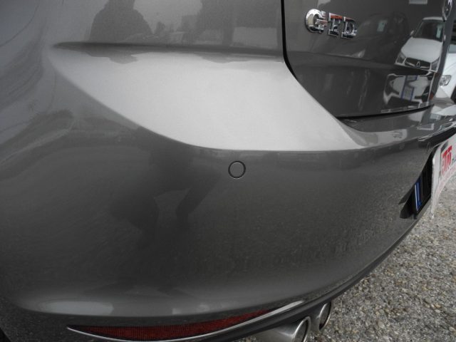 VOLKSWAGEN Golf GTD usata 82