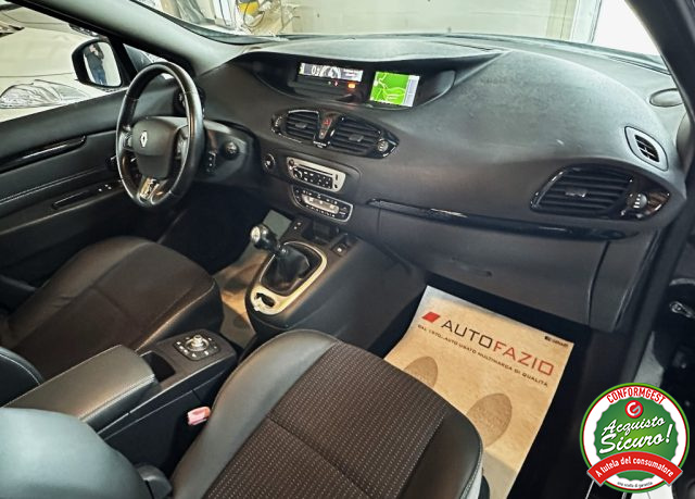 RENAULT Scenic usata, con Touch screen