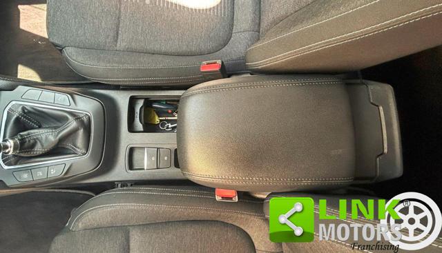 FORD Focus usata, con Sedile posteriore sdoppiato