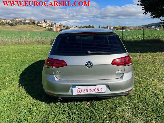 VOLKSWAGEN Golf usata, con Autoradio