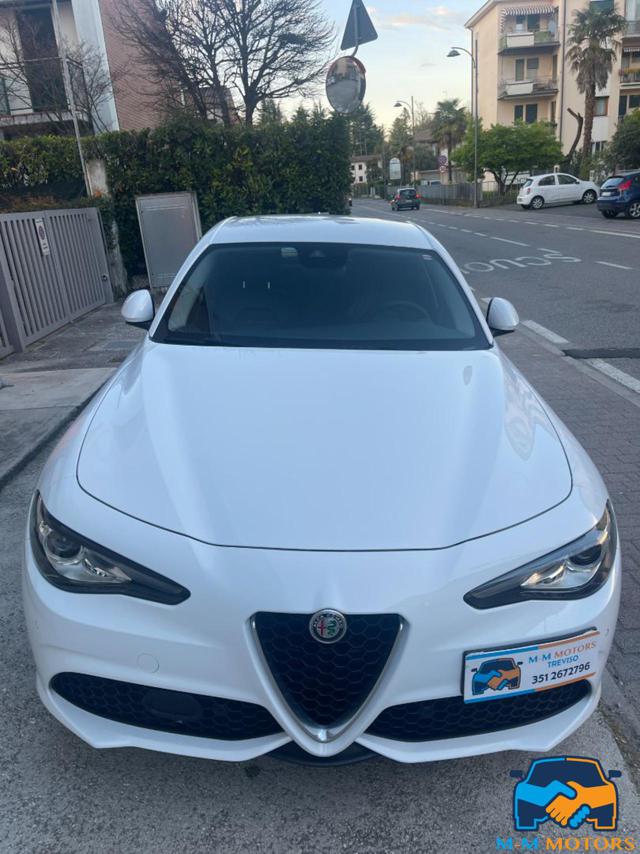 ALFA ROMEO Giulia usata, con Luci diurne