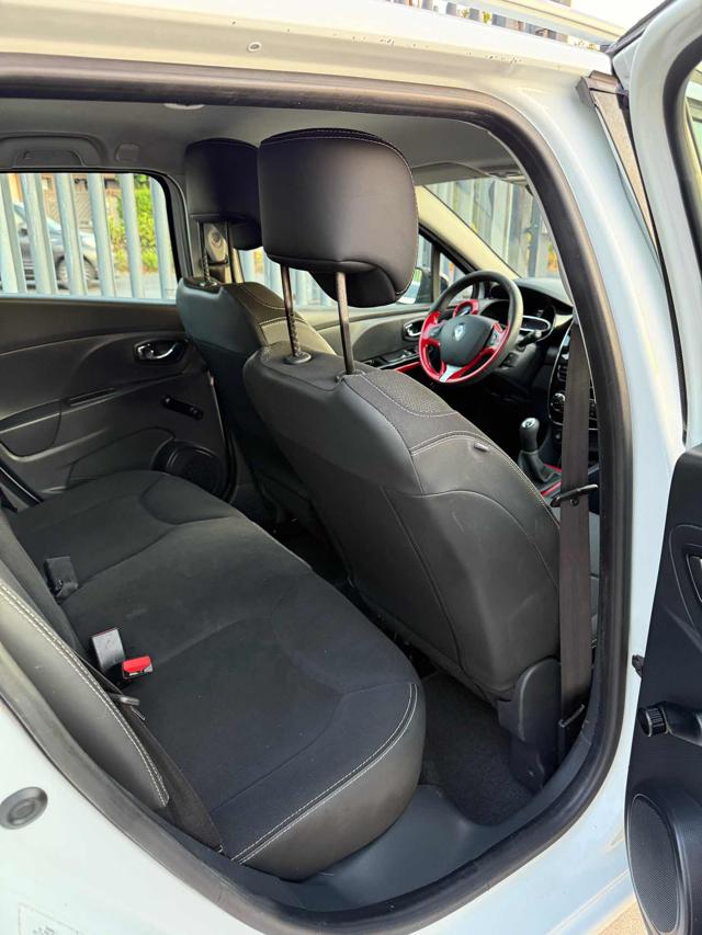 RENAULT Clio usata, con Airbag testa