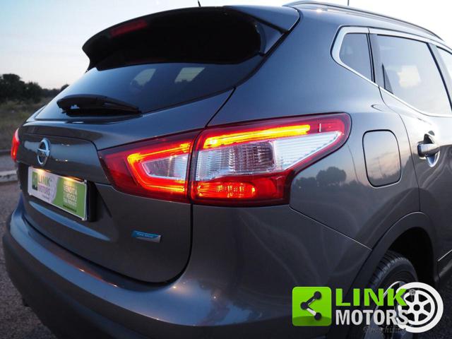 NISSAN Qashqai usata, con Luci diurne LED