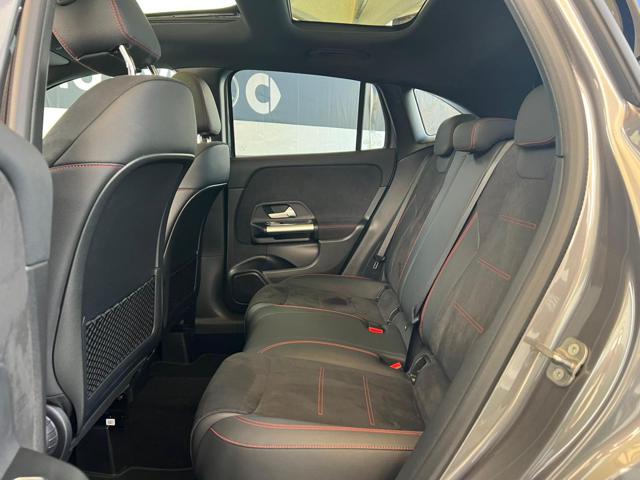 MERCEDES-BENZ GLA 200 usata, con Chiusura centralizzata