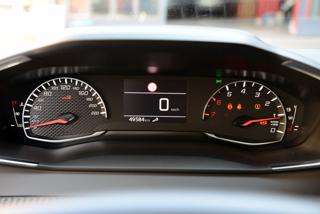 PEUGEOT 2008 usata, con Cruise Control