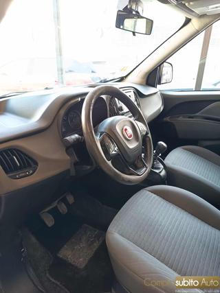 FIAT Doblo usata, con Sedile posteriore sdoppiato