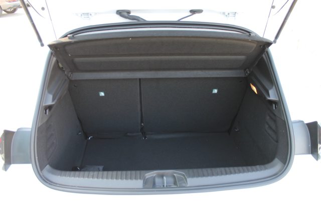 RENAULT Clio usata, con Boardcomputer