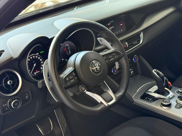 ALFA ROMEO Stelvio usata, con Sensori di parcheggio posteriori
