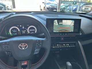 TOYOTA C-HR usata, con Controllo automatico clima