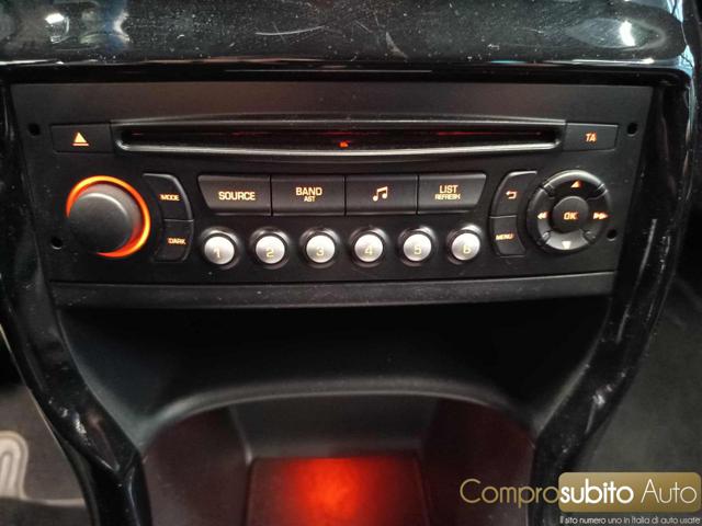 DS AUTOMOBILES DS 3 usata, con Sedile posteriore sdoppiato