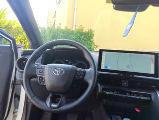 TOYOTA C-HR usata, con Autoradio