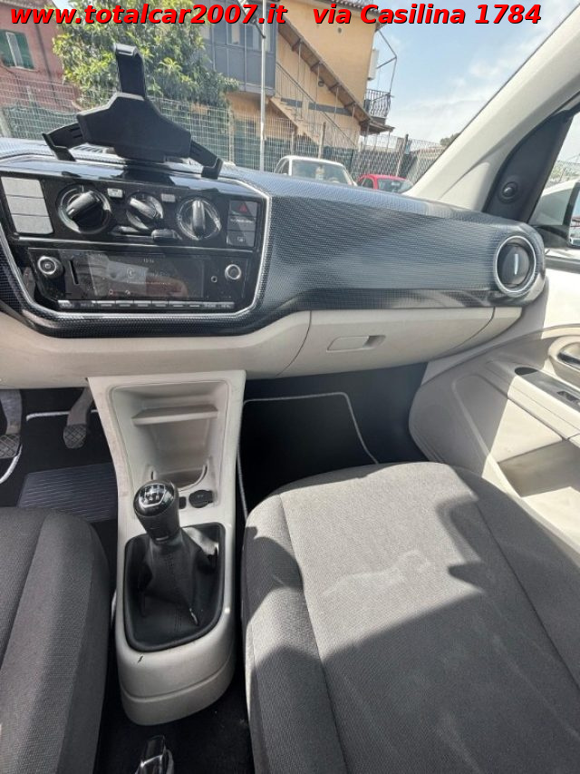 VOLKSWAGEN up! usata, con Specchietti laterali elettrici