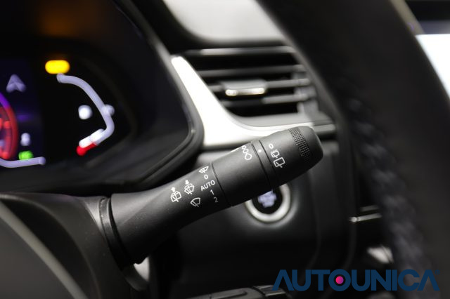 RENAULT Captur usata, con Bracciolo