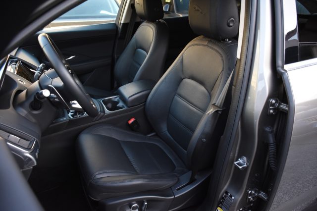 JAGUAR E-Pace usata, con Autoradio