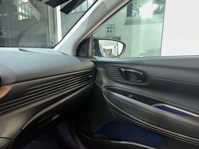 HYUNDAI Bayon usata, con Bracciolo