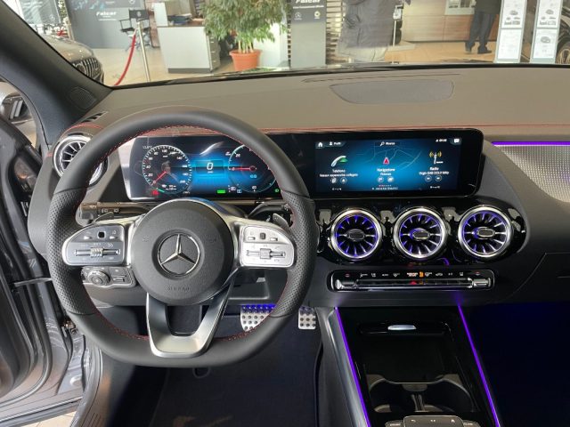 MERCEDES-BENZ EQA usata, con Vetri oscurati