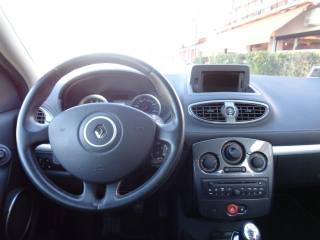 RENAULT Clio usata, con Controllo trazione