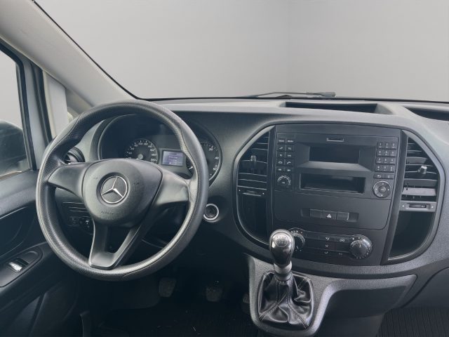 MERCEDES-BENZ Vito usata 9