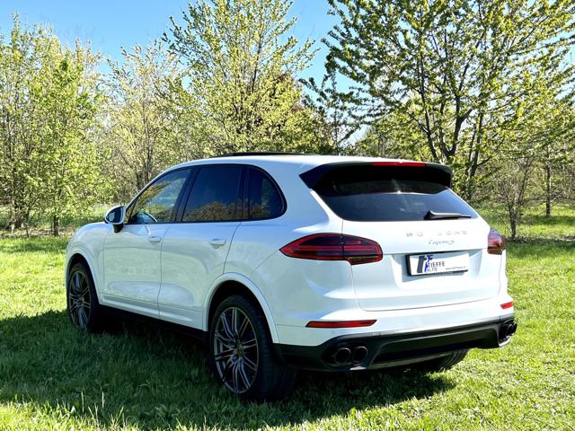 PORSCHE Cayenne usata, con Boardcomputer