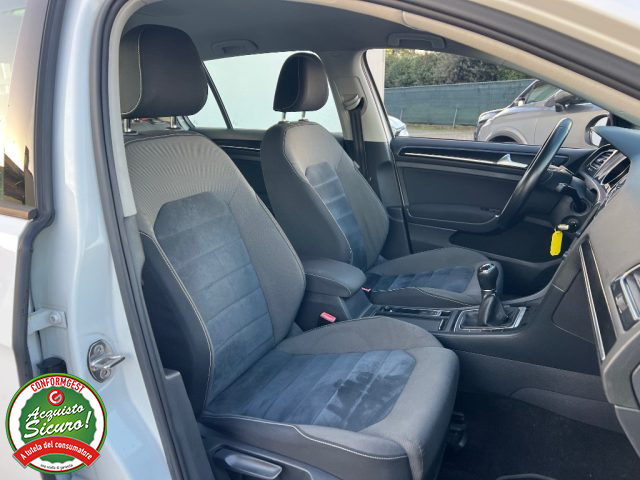 VOLKSWAGEN Golf usata, con Autoradio