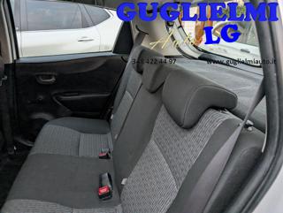 TOYOTA Yaris usata 22