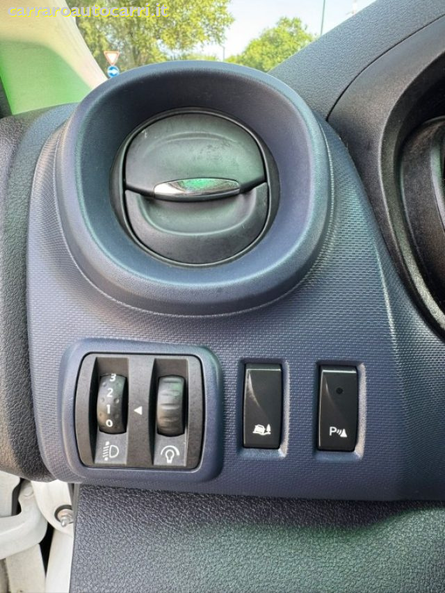 OPEL Vivaro usata, con Filtro antiparticolato