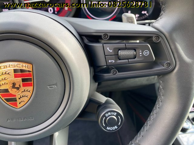 PORSCHE 992 usata, con Leve al volante