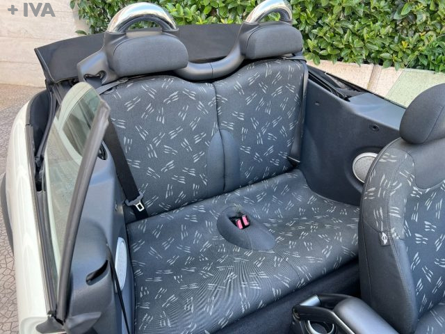MINI Cabrio usata 23