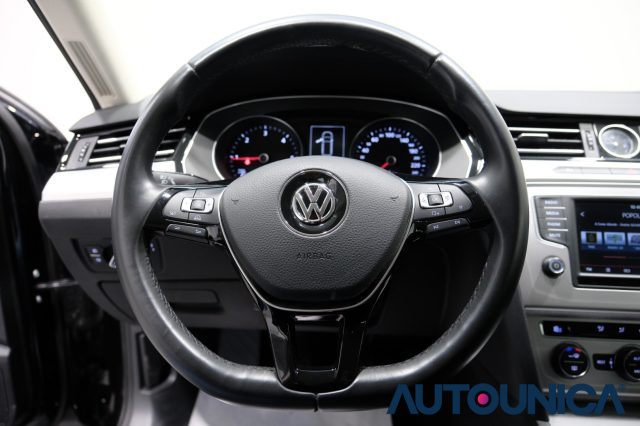 VOLKSWAGEN Passat Variant usata, con Boardcomputer