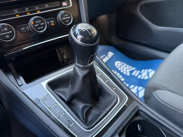 VOLKSWAGEN Golf usata, con Fendinebbia