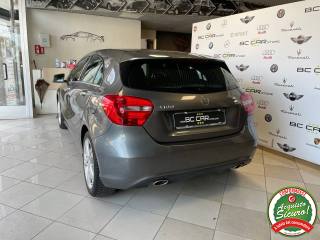 MERCEDES-BENZ A 180 usata, con Autoradio