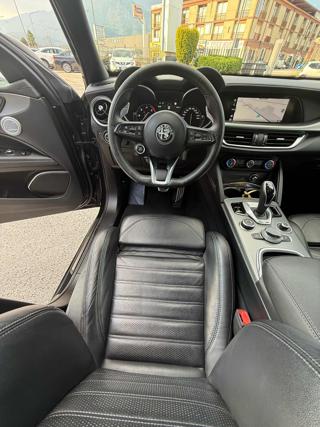 ALFA ROMEO Stelvio usata, con Sensore di luce