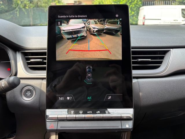 RENAULT Captur usata, con Park Distance Control