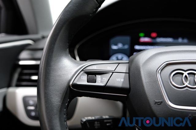 AUDI A4 usata, con USB
