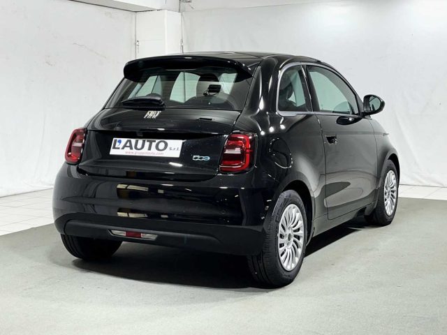 FIAT 500e usata, con Autoradio