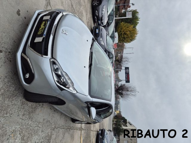 PEUGEOT 208 usata, con Airbag laterali