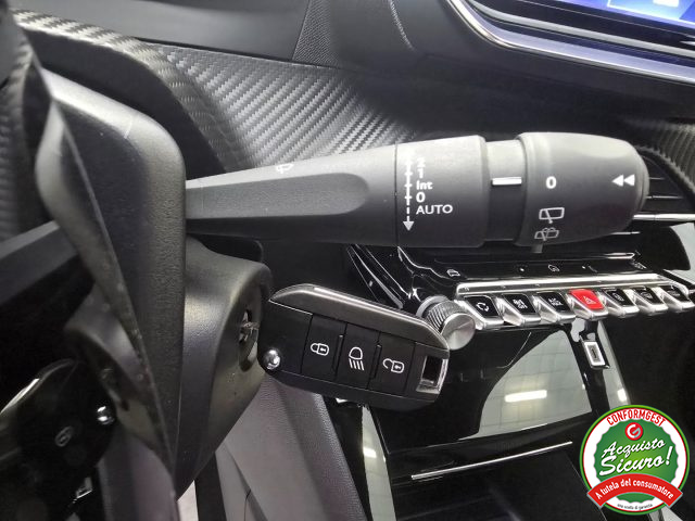 PEUGEOT 2008 usata, con Fendinebbia